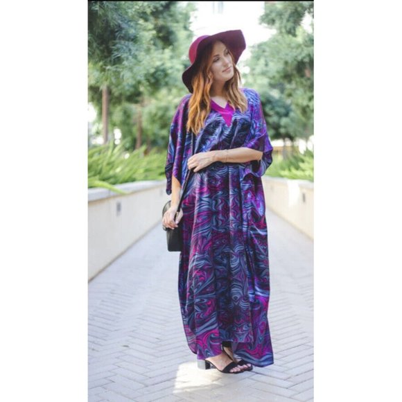 Jessica Long Caftan By Winlar Size One Size Fits Most - Picture 2 of 10